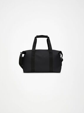 Rains Hilo Waterproof Weekend Bag (Small) in Black